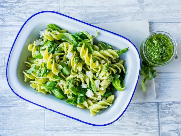 Pastasalat vegetar: En enkel og deilig oppskrift