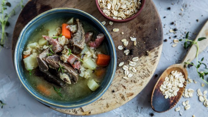 Fersk kjøttsuppe: En smakfull og næringsrik rett