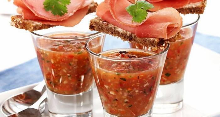 Lag den perfekte gazpacho aperitiffen: En smakfull opplevelse