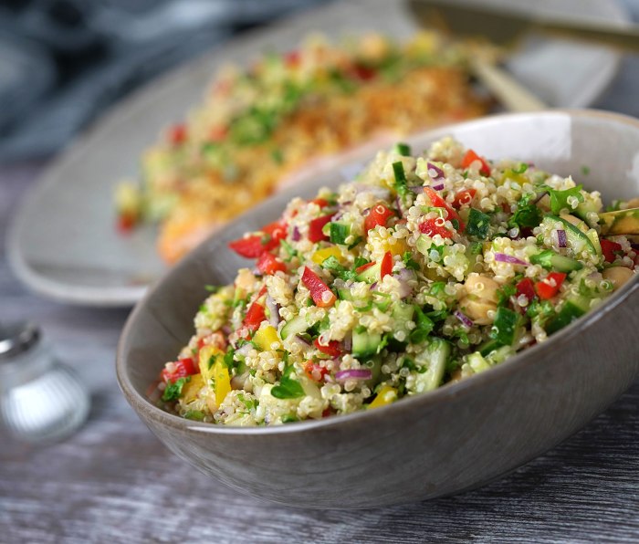 Lag en deilig og næringsrik quinoa salat med denne enkle oppskriften