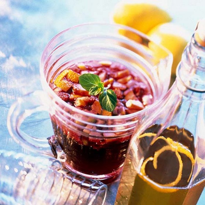 Oppskrift Sangria: En guide til å lage den perfekte spanske sommerdrikken