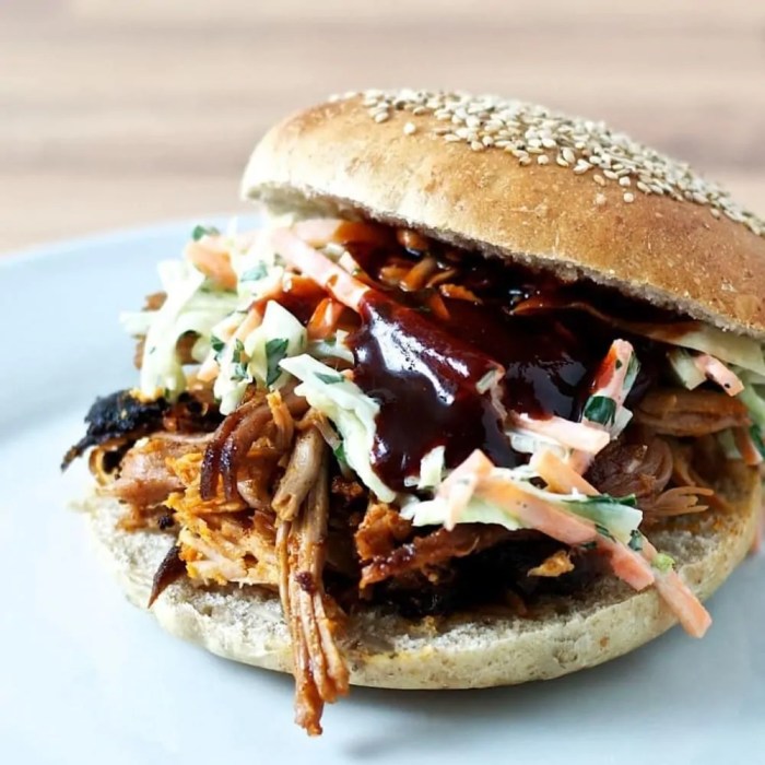 Pulled Pork Oppskrift I Ovn: En Guide Til Mørt Og Smakfullt Kjøtt