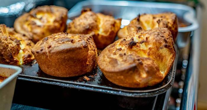 Lag de perfekte Yorkshire puddinger: En enkel oppskrift for en uforglemmelig middag