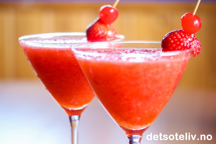 Lag en forfriskende oppskrift strawberry daiquiri på en enkel måte