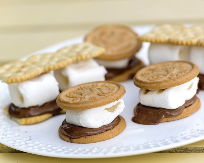 Lag deilige s'mores på et blunk