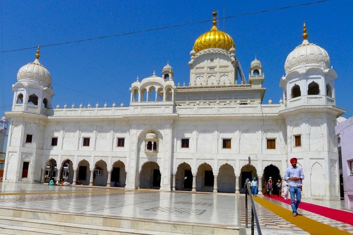 Omvisning I Gurdwara, LæR Om Sikhismens Tradisjoner Med En Omvisning I En Gurdwara – En åNdelig Reise!