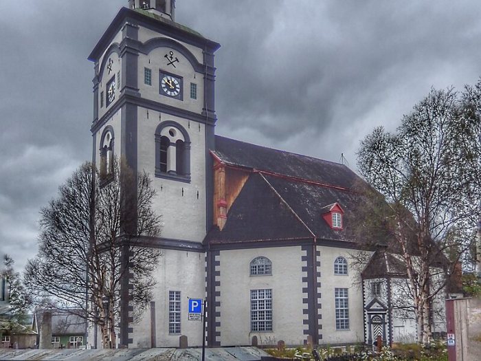 Omvisning RøRos Kirke, Bli Med På Omvisning I RøRos Kirke Og Opplev Et Av Norges Vakreste Kirkebygg!