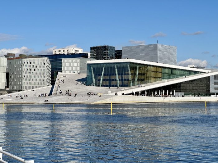 Oslo Pass Omvisning Opera, Utforsk Oslo Med Oslo Pass – Inkludert Omvisning I Operaen For En Komplett Opplevelse!