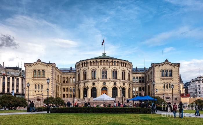 Stortinget Omvisning 2018, Utforsk Stortingets Arbeid I 2018 Med En Omvisning – Se Hvor Landets Lover Blir Til!